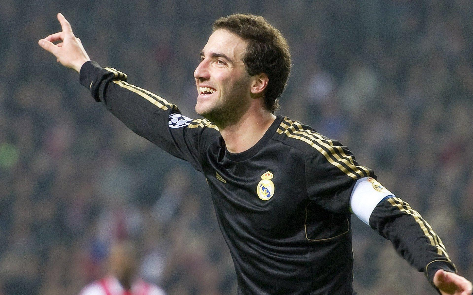 国青集训名单出炉，上海集结备战中乙联赛，仅补入四名新人，泰国联赛小将引人注目